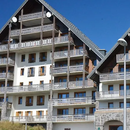 Appartement De 2 Chambres Avec Wifi A Besse Et Saint Anastaise *